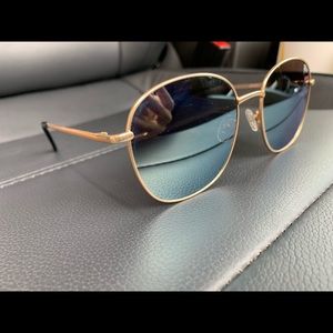 Quay Jezabell sunglasses